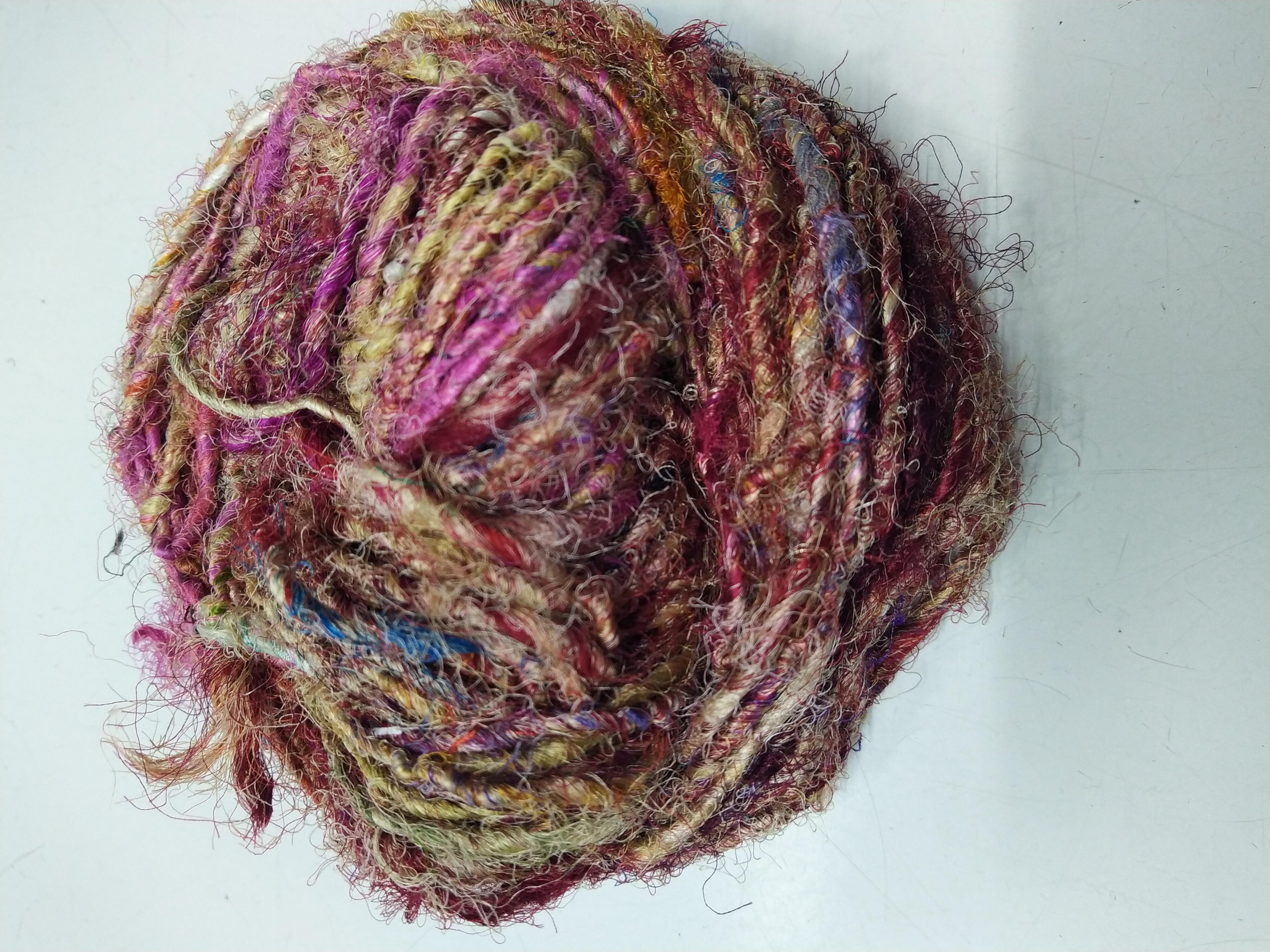 Recycled silk yarn (23)